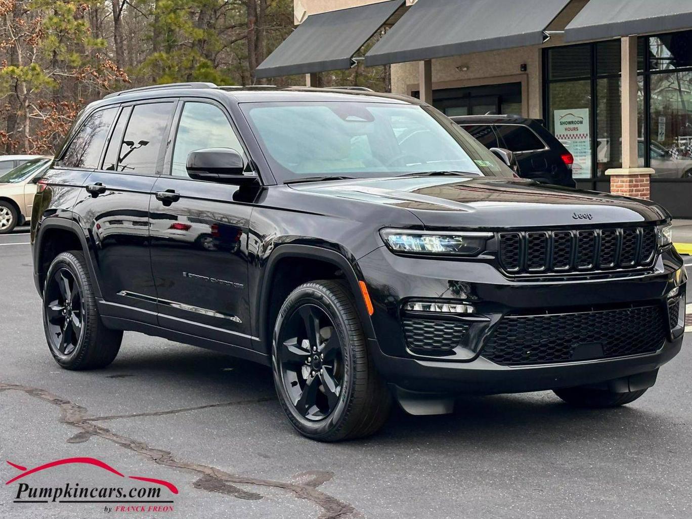 JEEP GRAND CHEROKEE 2023 1C4RJHBG3PC505780 image